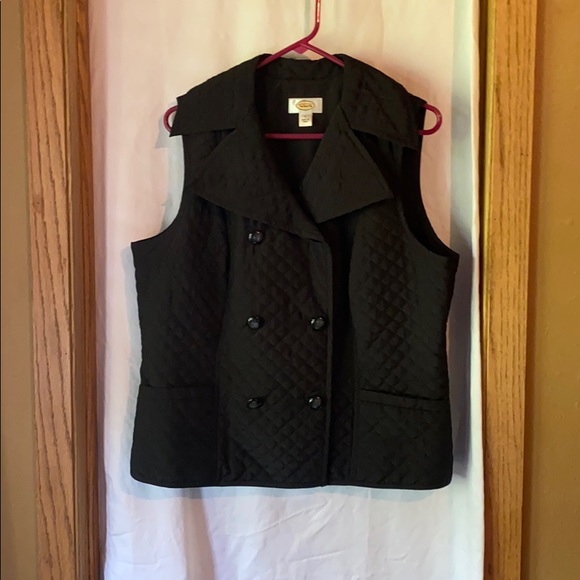 Vest - Picture 7 of 7